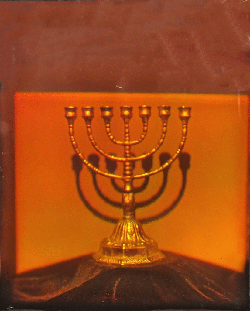 Голограмма «Менора»